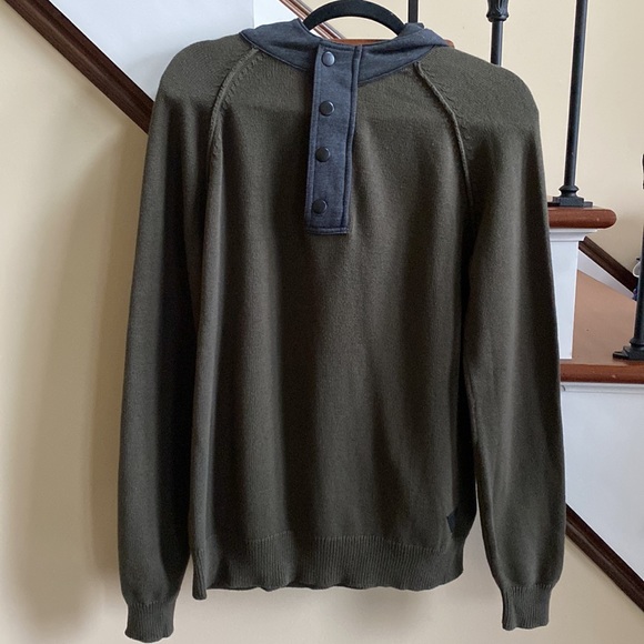 NWT Guess 🔥 3/4 Zip Up Hoodie Sweater Sz M - Picture 2 of 10